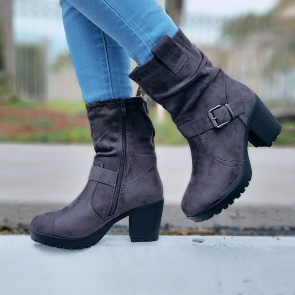 Shoes | Womens Gray Chelsea Chunky 